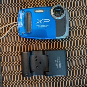 Fujifilm Finepix XP Waterproof Camera PARTS ONLY